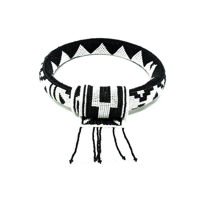 Ndebele Neck Ring with Tie 03